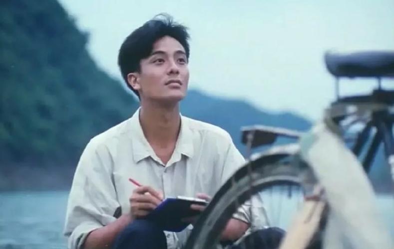鲁冰花电影-母爱-童真