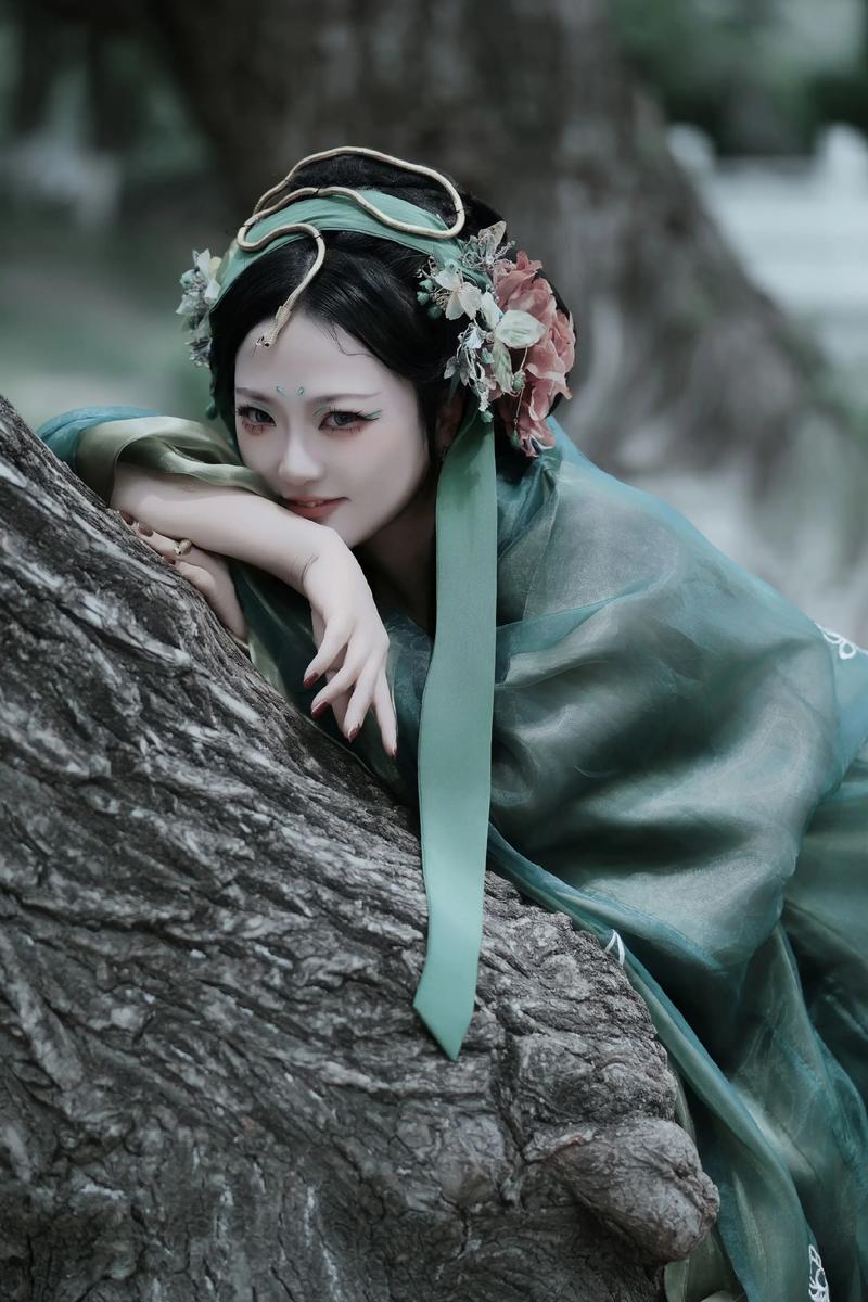 蛇妖电影-白蛇传说-青蛇劫起-美杜莎