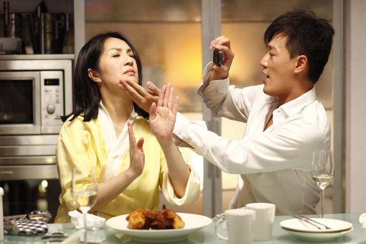 完美嫁衣 电影-爱情-喜剧-婚礼